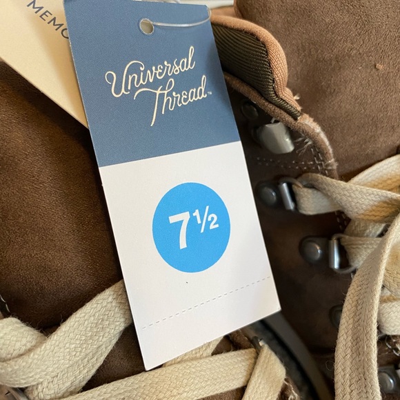 NWT Universal Thread Boots. - Picture 5 of 6